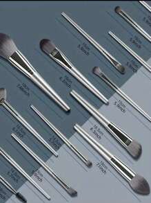 18 piezas de herramientas de belleza, incluido un set de 14 pinceles de maquillaje con mango de plástico ABS, cerdas suaves de fácil limpieza sin desprendimiento, incluye pinceles para rubor, polvos, corrector, perfilador, con base en forma de palma, polvos, rojo, corrector y multiusos para principiantes y profesionales, 4 piezas de esponjas de maquillaje triangulares para secar, regalo de recuerdo