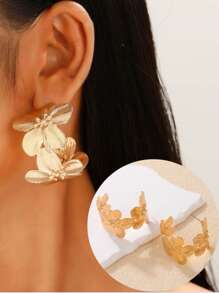 1 对时尚创意金属花卉包裹 C 形环状耳环，适合所有季节