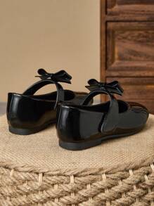 1 Paio di scarpe da principessa con fiocco nero per bambine, scarpe con punta tonda morbide per campus/studenti/coro, stile scolastico carino e alla moda