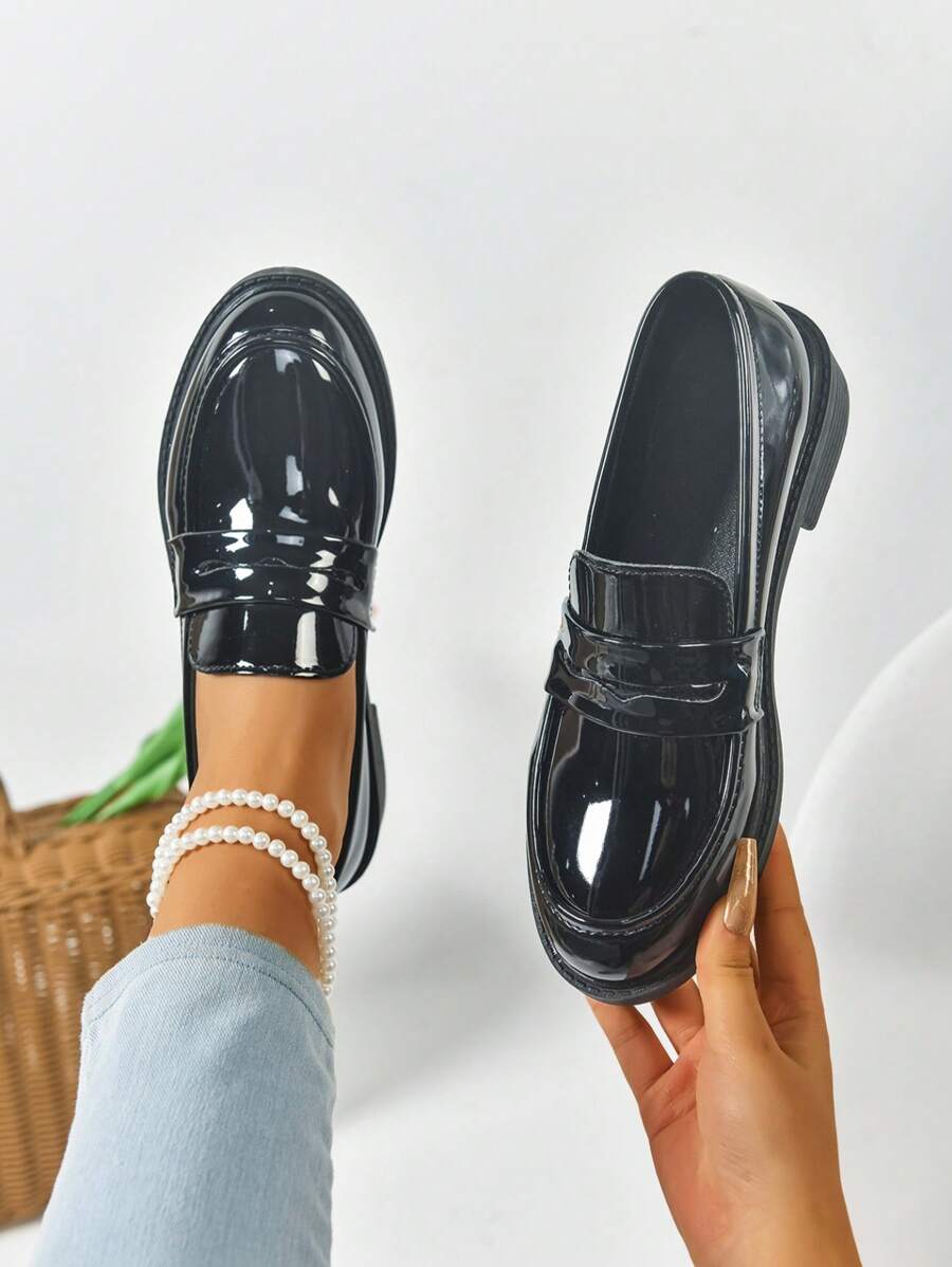 Damskie 2025 Nowe Okrągłe Noski Wsuwane Mokasyny Ze Skóry Lakierowanej, Modne Uniwersalne Płaskie Buty Do Dojazdów Do Pracy