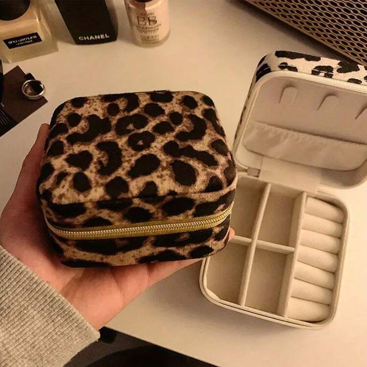 1pc Leopard Print Jewelry Box, New Design, Portable, Jewelry Organizer, Small & Elegant, Good For Earrings, Rings, And Necklaces, Also Suitable As Travel Accessory, Great For Party Photo And Holidays | SHEIN USA