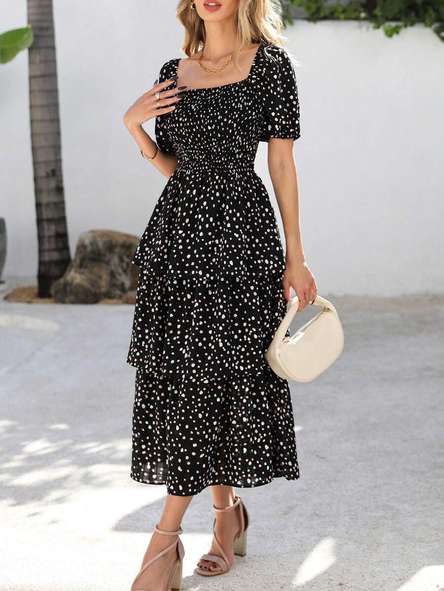Women Summer Puff Short Sleeve Midi Dress Floral Printed Square Neck Smocked Dress Ruffle Tiered Flowy Long Dress Casual Spring Holiday Vacation Garden Boho Bohemian Wedding Guest Valentine Maxi Dress - 黑色波點 - 查看 1