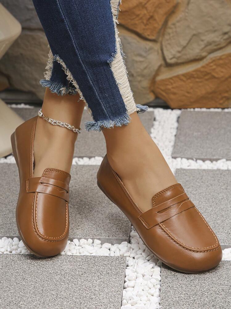 Women's Simple Fashion Loafers - Non-Slip, Block Heel, Suitable For All Season, Versatile Round Toe, Slip-On, Super Fine Imitation Leather, TPR Sole, Washable - Brown - View 2