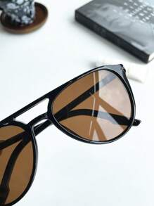 Gafas de moda con doble haz y lentes con diseño de océano, nuevas gafas de moda con montura grande de estilo retro europeo y americano, populares en las redes sociales para verano, playa, exteriores y viajes