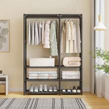 Este es un hermoso perchero portátil que puede sostener una gran cantidad de ropa y tiene múltiples estilos entre los que elegir