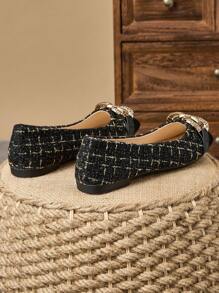 女士方头金属扣拼布平底鞋，复古风格百搭方头软底芭蕾平底鞋