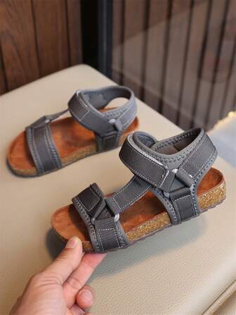2025 年夏季新款儿童凉鞋，男童休闲百搭沙滩鞋，女童时尚简约露趾凉鞋