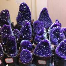 1pc Natural Amethyst Geode Cluster, Crystal Home Decor, Holiday Gift - Christmas, Halloween, Easter, Thanksgiving - 350g-400g - View 2