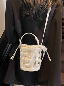 大容量精致新款时尚百搭别致高品质编织斜挎包，独特设计单肩包，高端感水桶包手提包 - 白色 - 查看 4