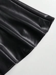 Minifalda de piel sintética negra de gran tamaño, falda plisada de piel sintética de color liso, falda informal de cintura alta con forro de pantalón corto para evitar la exposición. - Negro - Ver 3
