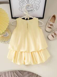 2 件套女婴可爱纯色蝴蝶结装饰背心和荷叶边短裤套装，夏季