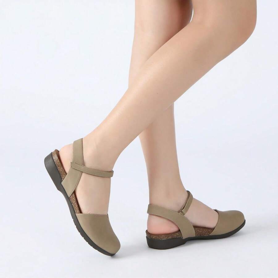 Women's Comfort Flat Sandals - Closed Toe Cork Footbed With Arch Support, Lightweight Breathable Summer Sandals For Walking, Casual Outfits, And Everyday Wear - 棕色 - 查看 1