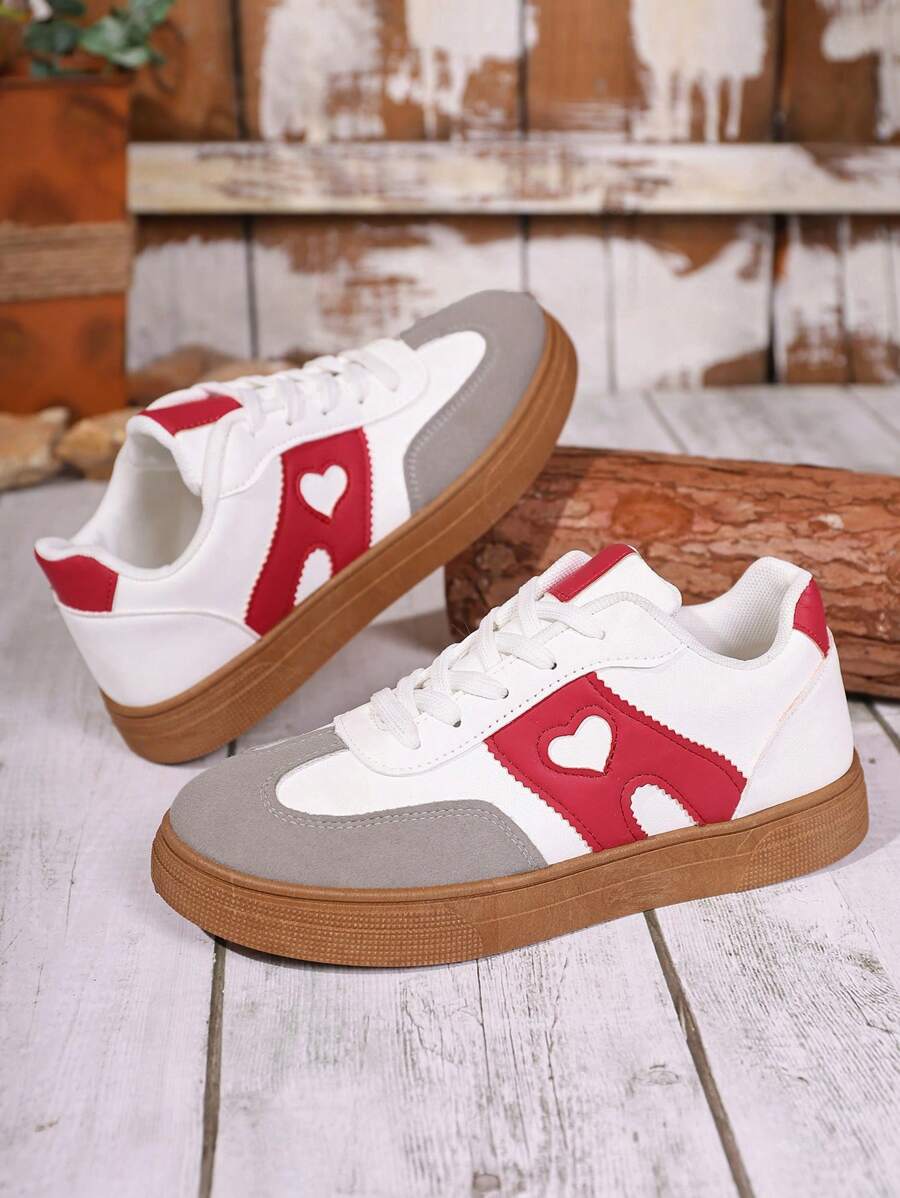 A Pair Of Fashionable And Simple Spring And Summer New Female Youth Sports Shoes, With A Unique Love Pattern Decorative Strap Design, Comfortably Lined Campus Casual Sneakers, Suitable For Outdoor Skateboarding, Daily Commuting - Red - View 1