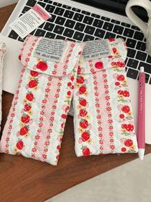 1Pc Cute Strawberry Pattern Glasses Bag,Girls Glasses Storage Box, Sunglasses Accessories Featuring A Cute Anime Style, Cartoon Design, And A Girlish Heart Pattern, Perfectly Protecting Sunglasses And Making It A Great Gift. Travel Essentials Travel Accessories Travel Must Haves - Multicolor - View 3