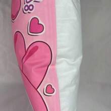 Sanrio 1 szt. Sanrio Kawaii Hello Kitty & Kuromi Poszewka na poduszkę z motywem, Sanrio Cartoon Peripheral Anime Poszewka na poduszkę, Z różową podstawą tworzącą słodką atmosferę, Jednostronny projekt, Super miękki materiał wygodny, Wystrój domu, Nadaje się do sypialni, sofy, samochodu, salonu, 50 cm * 50 cm, 45 cm * 45 cm, 40 cm * 40 cm