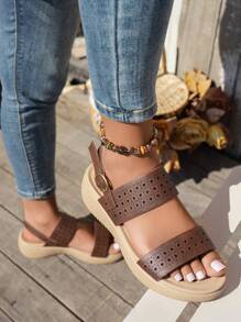 2025 女士厚底轻便防滑休闲旅游运动沙滩凉鞋，舒适户外穿着