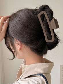 Set de 3/1 pinza de pelo de plástico ligera de diseño simple de 13 cm/5.12 pulgadas de color marrón mate, negro y caqui para mujer, accesorio versátil y elegante para uso diario, adecuado para recoger el cabello, lavarse la cara, maquillaje, combinar con atuendos, decoración del hogar y el baño, decoración de otoño, vuelta al colegio