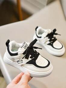 1 Pair Of Children's Casual Sports Shoes, Suitable For Campus Activities And Daily Travel, Low Cut, Suitable For Both Boy And Girl's Sneakers, Anti Slip And Wear-Resistant, 2025 Fashionable New Style, Fashionable Multifunctional - Black - View 6