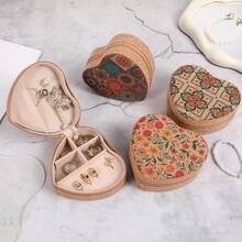 1pc Fashionable Heart-Shaped Decorative Bag, Portable Travel Storage Box, Creative Home Item For Dressing Table, Suitable For Lipstick, Bracelet, Earring, Pendant, Jewelry, Back To School Season, Gift Giving.