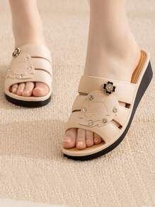 Wedge Platform Slip-On Sandals For Teens And Students, Leaf & Rhinestone Design, Paired With Floral Thick Bottom Mary Jane Shoes