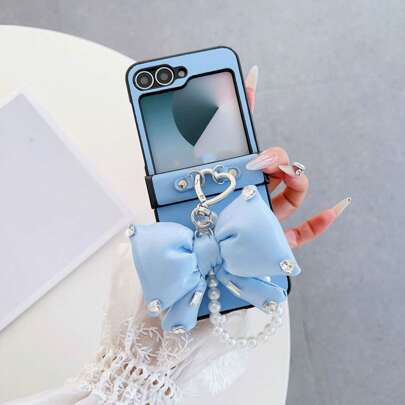 غطاء هاتف قابل للطي مرصع بالراين فاخر مع سلسلة، مناسب لهواتف سامسونج جالكسي زد فليب 3 5G/جالكسي زد فليب 4 5G/جالكسي زد فليب 5 5G/جالكسي زد فليب 6 5G/جالكسي زد فليب 7 5G، مخصص للنساء