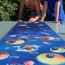 1 Set Weltraum-Erkundungs-Tisch-Curling-Spielset | Tragbares Familienspielset für drinnen und draußen mit 6 farbenfrohen Rollen – perfektes Weihnachtsgeschenk – ideales Spielegeschenk zu Weihnachten, Halloween und Thanksgiving