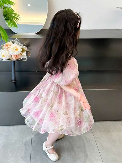 小女孩可爱碎花网纱短袖公主裙，儿童夏季服装