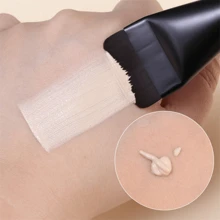 1pc Ultra- Flat Head Foundation Makeup Brush, Seamlessly Blend Liquid And Cream Makeup, Wooden Handle, Nylon Bristles, Suitable For All Skin Types, Foundation Makeup Brush, Beauty Makeup Tool, Makeup Brush Tool, Small Gift For Beginners
