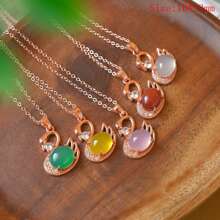 1Pc Natural Crystal Agate Inset Colorful Gem Necklace, Bohemian Style, Swan Sweater Necklace, All Hand-Carved, Male And Female Couples Fashion Necklace, Meaning Peace, Freedom, Wealth Symbol, Family Happiness, Suitable For Family Gifts, Various Holiday Party Gifts, Crystal Gifts (Random Gifts: Lanyard, Gift Box)