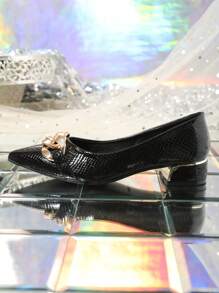 New Women's Pointed-Toe Low Heel Pumps, Black Color, Metal Buckle Decor, Elegant Fashion Sexy Shoes Suitable For Party, Outdoor, Office, Work - Black - View 6