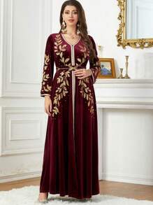 Fashionable Embroidered Beaded Velvet Dress, Arabic Women's Evening Gown - Burgundy - View 5