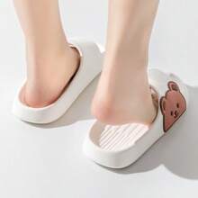 女士夏季可爱熊凉鞋，一脚蹬家居拖鞋，防滑浴室户外服装，轻便软底 EVA 情侣凉鞋 - 白色 - 查看 5