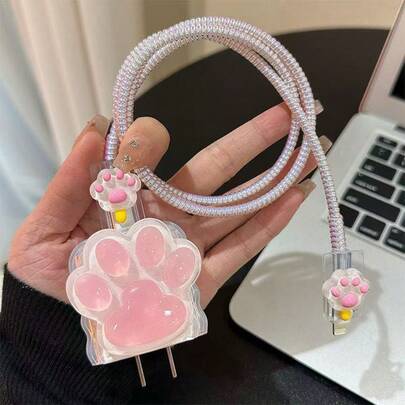 5ชิ้น เคสชาร์จรูปเท้าแมวสีชมพูน่ารัก เข้ากันได้กับที่ชาร์จ Apple 18/20W เร็วและสายข้อมูล สไตล์ญี่ปุ่นและเกาหลี ทำจาก TPU ป้องกันฝุ่นและป้องกันการแตกหัก
