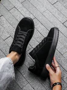 Men's Comfortable Lightweight Solid Color Low-Top Retro Casual Versatile Anti-Slip Flat Sneakers, Featuring Leather Upper, Lace-Up Design Suitable For Daily Commute, Outdoor, And Business Formal Occasions