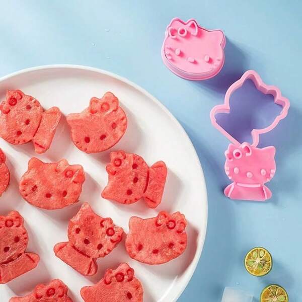 Sanrio 2/4/8pcs Set Hello Kitty Sanrio Anime Fruit Mold Biscuit Food Modeling Mold Cute Kitchen Utensils Kawaii Girl Heart Birthday Gift