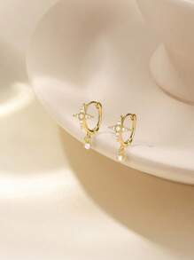 1 pièce Boucle d'oreille étoile et lune à pompons superposés pour femmes | Bijou hypoallergénique en argent sterling 925 | Boucle d'oreille clou de style de luxe, légère pour un port quotidien, soirée, mariage | Cadeau de Ramadan