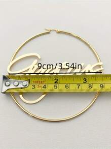 70mm personalisierte Namensplakette Creolen aus Edelstahl - elegant & sexy 18 Karat vergoldet, große Statement Creolen, ideal für den täglichen Gebrauch und als Geschenk, Thanksgiving Accessoire, ganzjährig, Schulmaterial, für Teenager, Schüler der Sekundarstufe I und II, Studenten, Erstis, Zweitsemester, Unterstufenschüler, individualisierte Mode-Ohrringe, Vintage-Outfit, Schmuck & Uhren, Saisonale Auswahl, Utilitaristische Eleganz, zarte Romantik, glamouröser Look