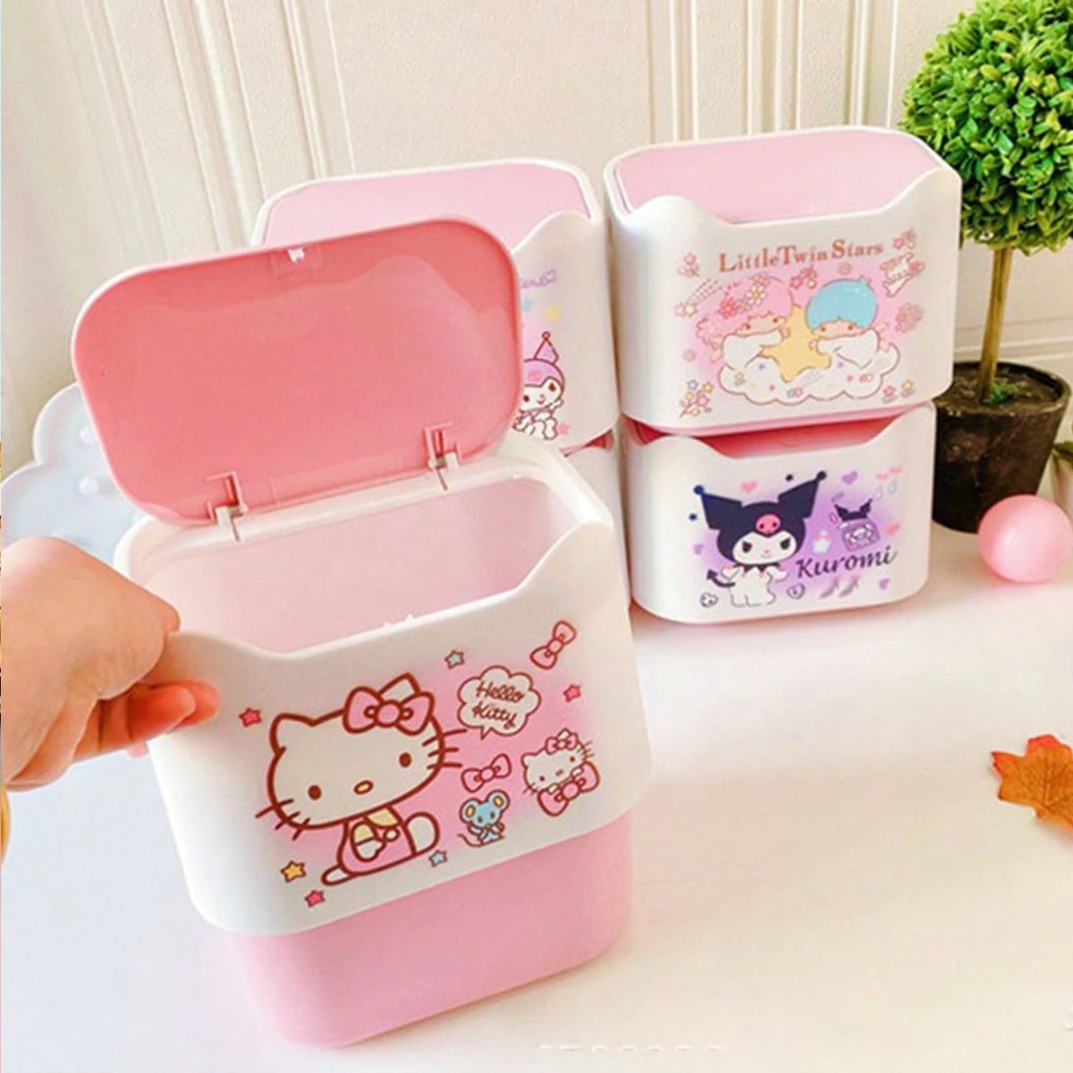 Sanrio Petite Boîte De Rangement Avec Couvercle à Clipser