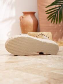 女士黄麻绳编织凉鞋，度假风格坡跟厚底高跟踝带帆布底凉鞋 - 杏色 - 查看 8