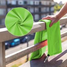 1 Toalla de ejercicio de secado rápido, toalla absorbente de sudor de microfibra de secado rápido, cómoda y suave, con una bolsa portátil, un imprescindible para gimnasios, playas, apta para correr, yoga, campamento al aire libre, playas, etc. - Multicolor - Ver 7