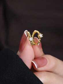1 Pair Minimalist Delicate Single Diamond Hoop Earrings, Nature-Inspired, Elegant Style