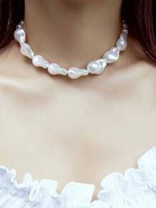 A Simple Baroque Faux Pearl Ladies With Everything Elegant Collars - Beaded Necklace - View 1
