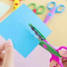 4/6pcs High-Quality PP Plastic Craft Scissors, Handmade Scissors With Wavy Edge Cutting, Suitable For Creative Projects, Paper Craft, Scrapbooking And Student DIY Decoration, Safe And Non-Harmful For Crafters And Hobbyists