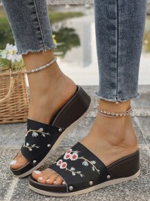 Women's Embroidered Upper Strap Slide Sandals, Platform Thick Sole, Fashion Two-Tone Studded Outsole, Casual & Comfortable