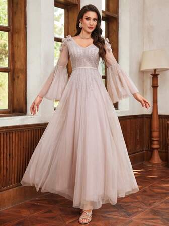 Elegant & Romantic Handcraft Deep V-Neck Mesh Long Formal Party Evening Gown, Embellished Ladies Special Occasion Maxi Dress, Wedding Guest Dress, Prom Dress