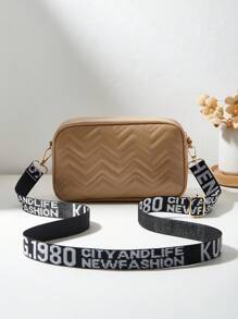 女士绗缝单肩包，小号方形斜挎包