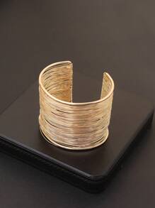 1 Stück vintage mehrschichtiges goldfarbenes gewölbtes breites Armreif-Armband, übertriebenes Manschetten-Armband Schmuckgeschenk für Frauen
