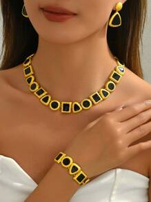 Elegant Geometric Crystal French Romantic Wedding Party Evening Luxurious Women Necklace Earrings Bracelet Set