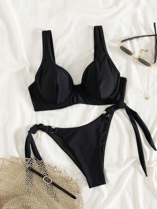 2025 Damskie 2-częściowe kostiumy kąpielowe Czarne stroje kąpielowe, Europejskie i amerykańskie modne zestawy strojów kąpielowych, Nylonowe jednolite kolory Szerokie paski Bikini na fiszbinach, Wysokie wycięcie Wiązane z boku Seksowne kąpielówki na plażę, basen, imprezę, swobodny dwuczęściowy strój kąpielowy