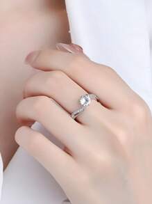 Simple Twisting Arm Six-Claw Zirconia One-Carat Silver Ring For Women's Sterling Silver Diamond Ring Suitable For Friends Daily Clothing - Twisted Six Prong Ring - View 3